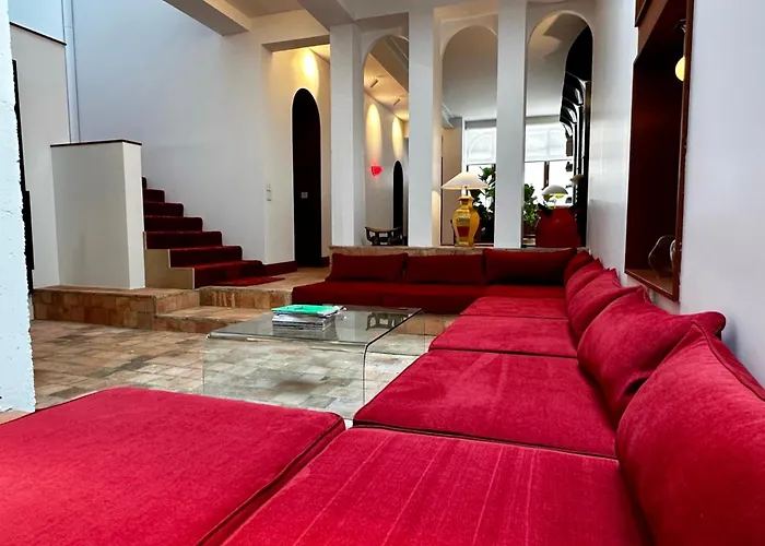 Gæstehus Maison Maite, Au Coeur De 4*